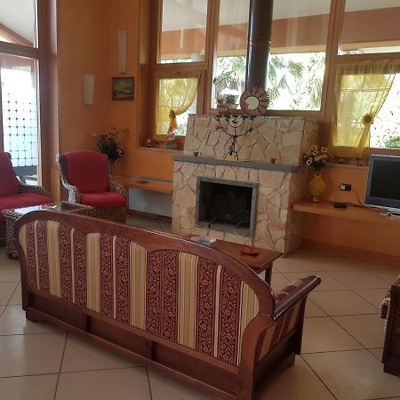 Agriturismo Terre Delle Monache Pontecagnano Εξωτερικό φωτογραφία